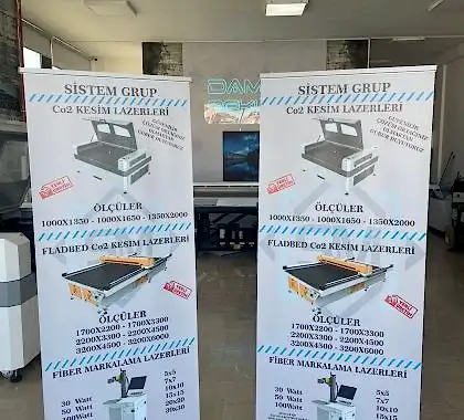 Roll-Up Banner (2)